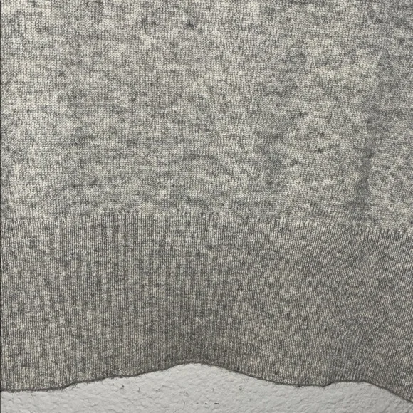 Brooks Brothers Light Gray Cashmere Sweater Vest round neck - Picture 6 of 6